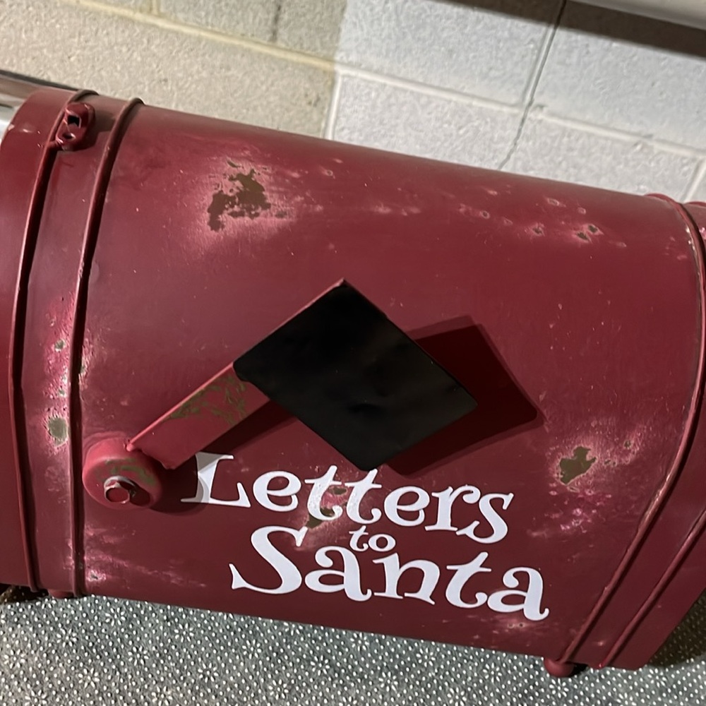 Rustic Christmas Mailbox Table Decor - Picture 3 of 6